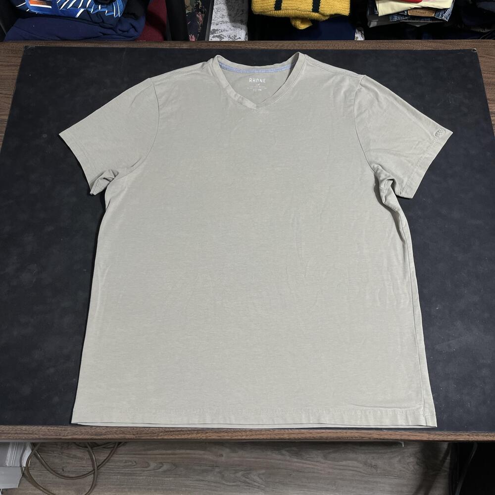 Rhone V Neck Shirt Mens 2XL Beige Lightweight Tagless Soft Jersey Casual Tee